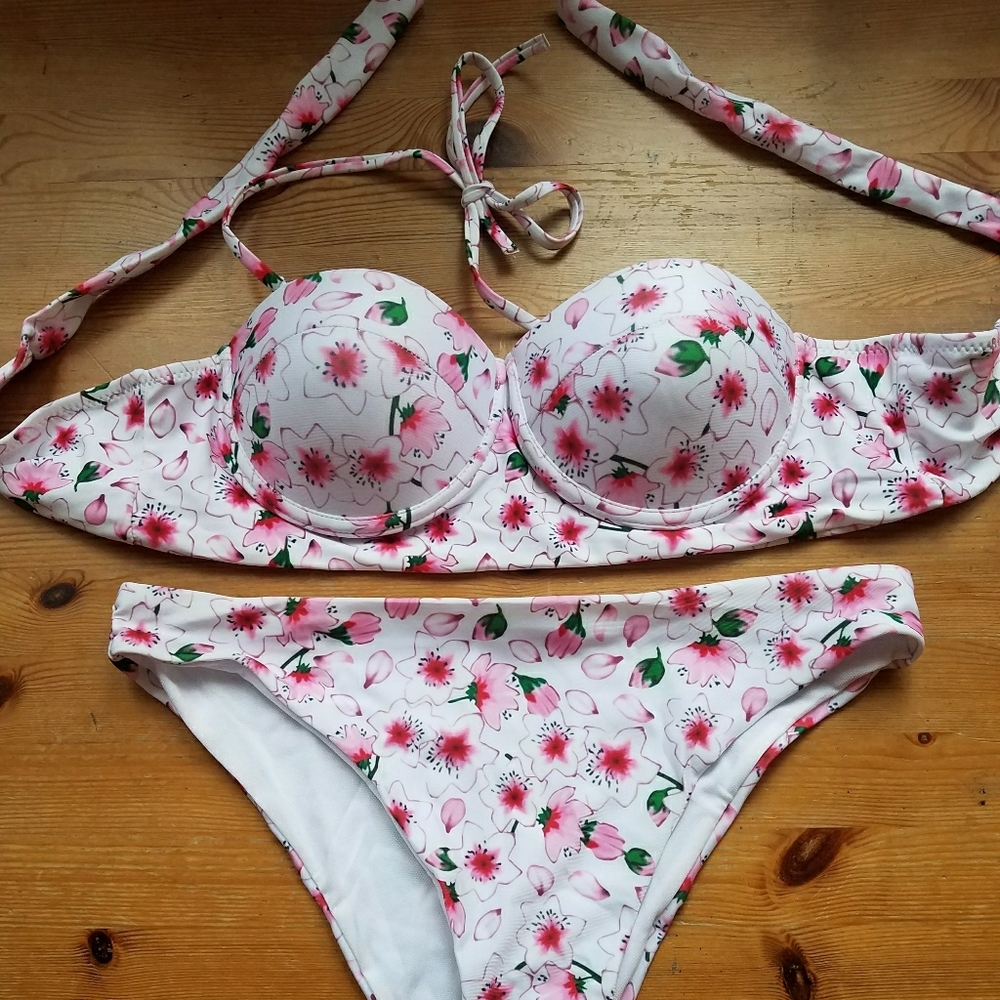 Bikini bathing suit